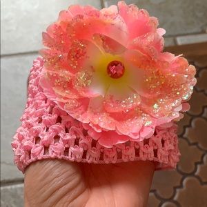 Super adorable baby hat